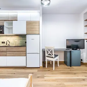 Modern Close To The Metro Warszawa